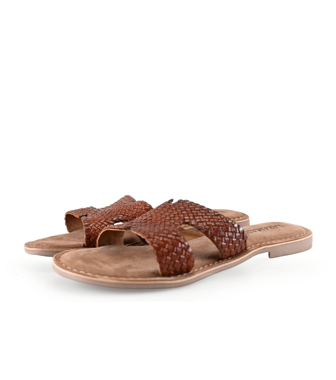 Lazamani Flip-Flops