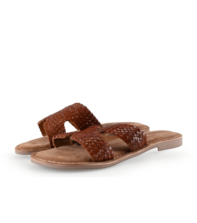 Lazamani Flip-Flops