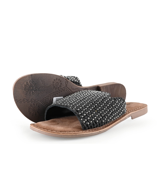 Lazamani Flip-Flops