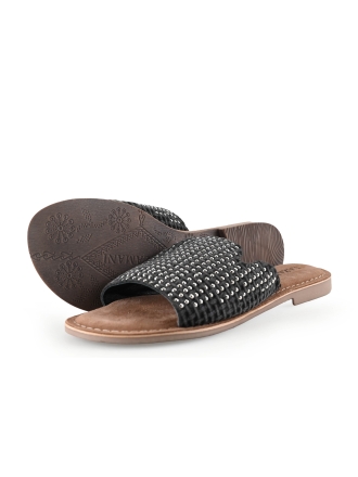 Lazamani Flip-Flops