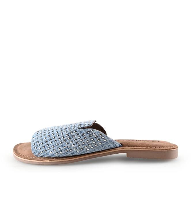 Lazamani Flip-Flops