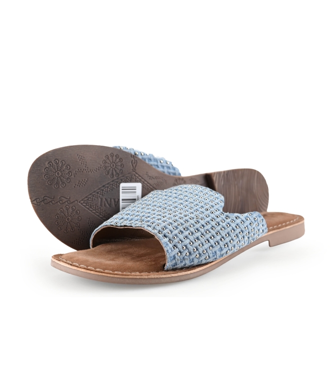 Lazamani Flip-Flops