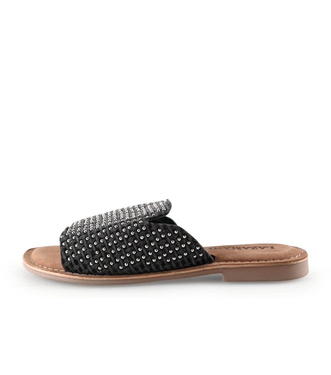 Lazamani Flip-Flops