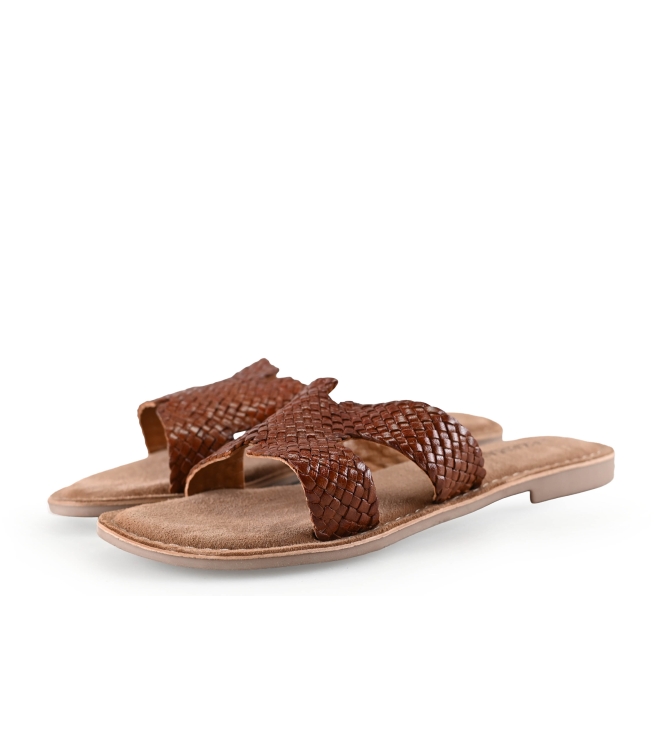 Lazamani Flip-Flops