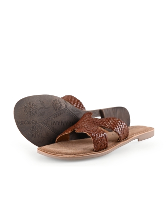 Lazamani Flip-Flops