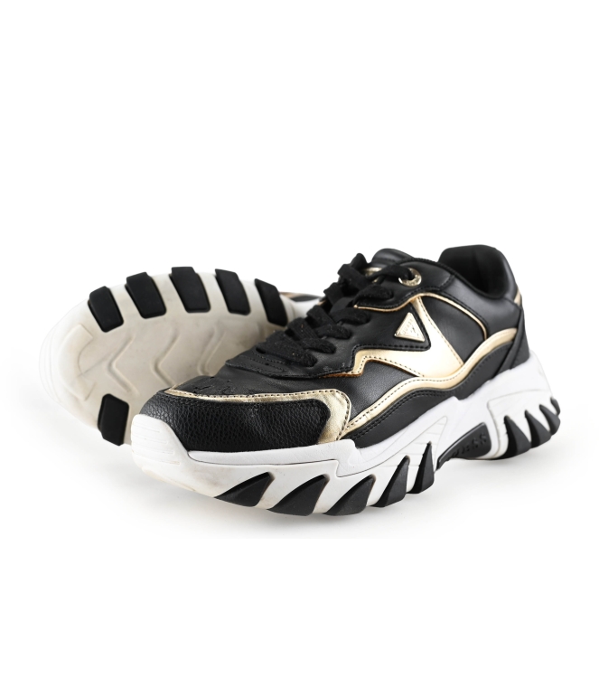 Guess Sneaker