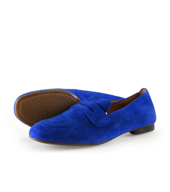 Stuart Weitzman Slip-ons