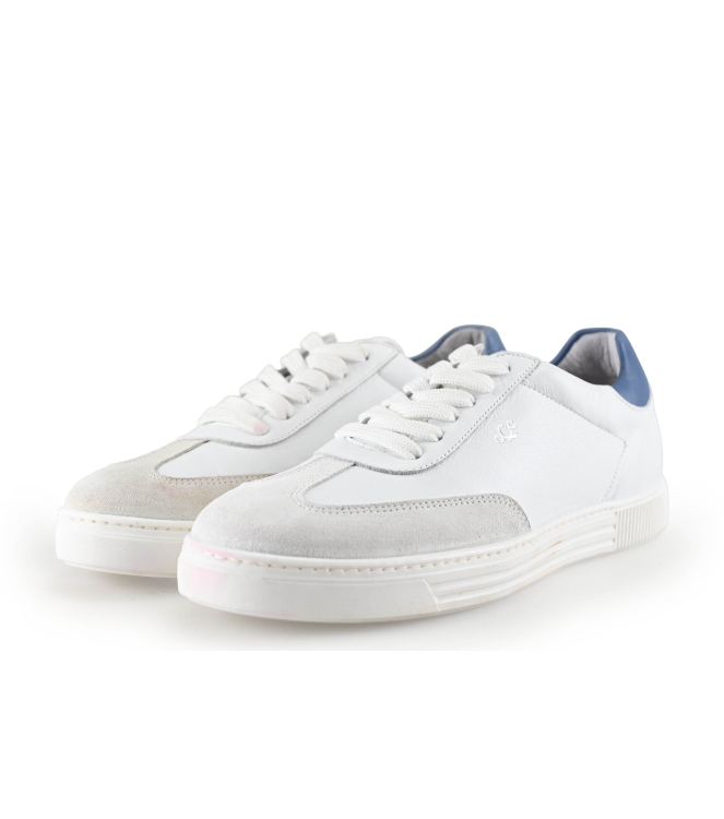 AQA Sneaker