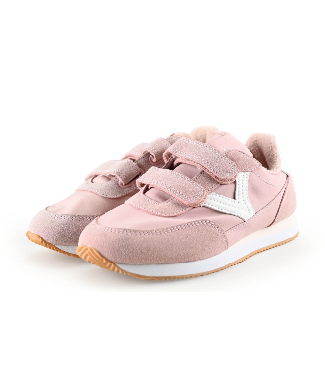 Victoria Sneaker