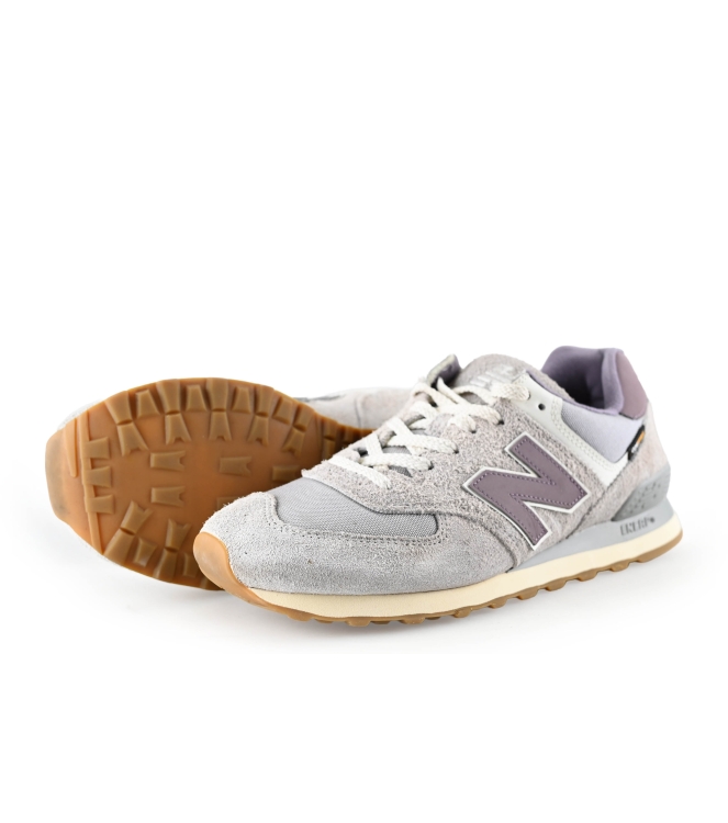 New Balance Sneaker