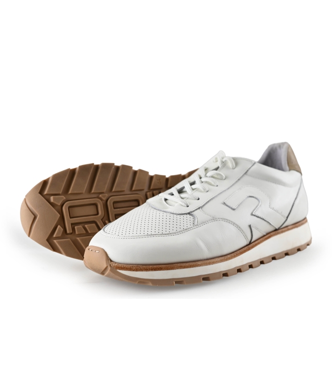 R Sneaker