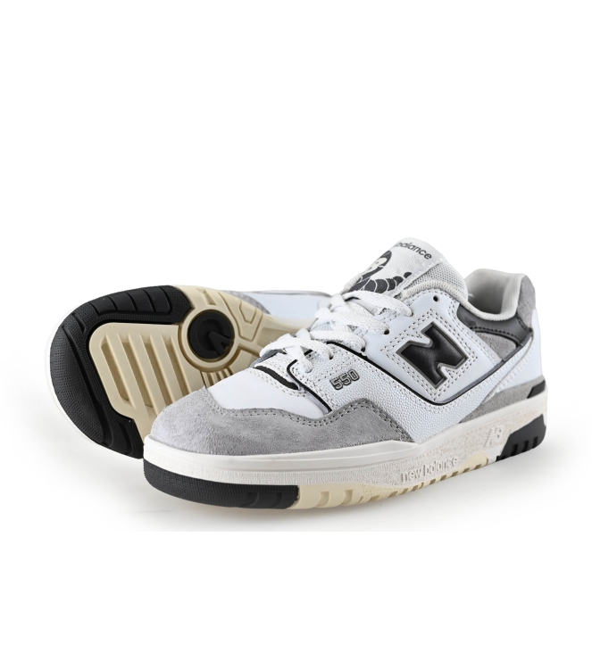 New Balance Sneaker