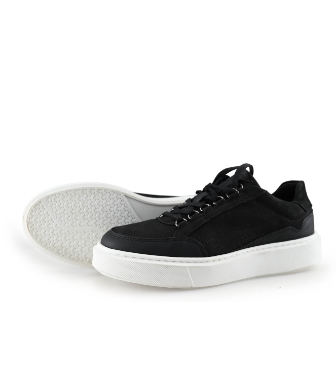 Sacha Sneaker