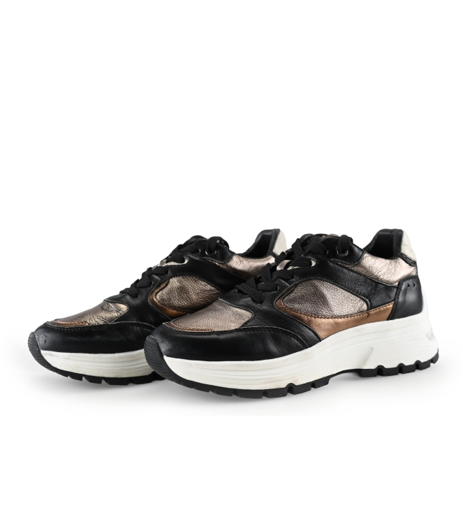Manfield Sneaker