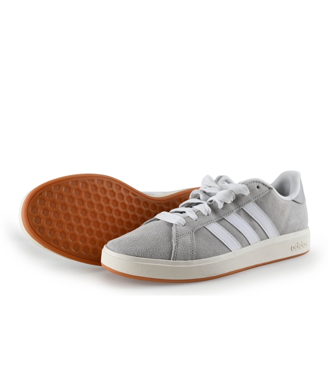 Adidas Sneaker