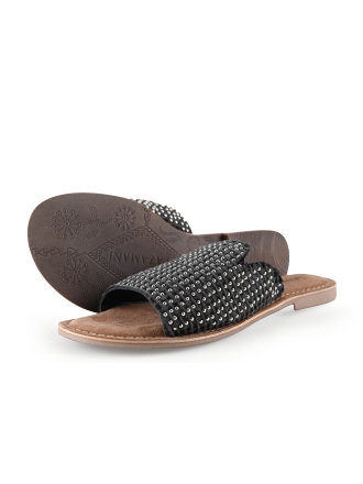 Lazamani Flip-Flops