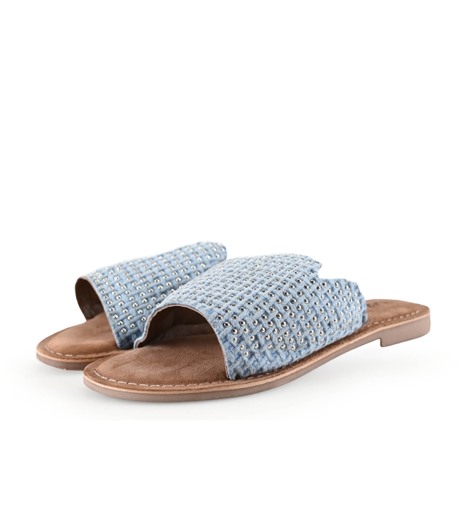 Lazamani Flip-Flops