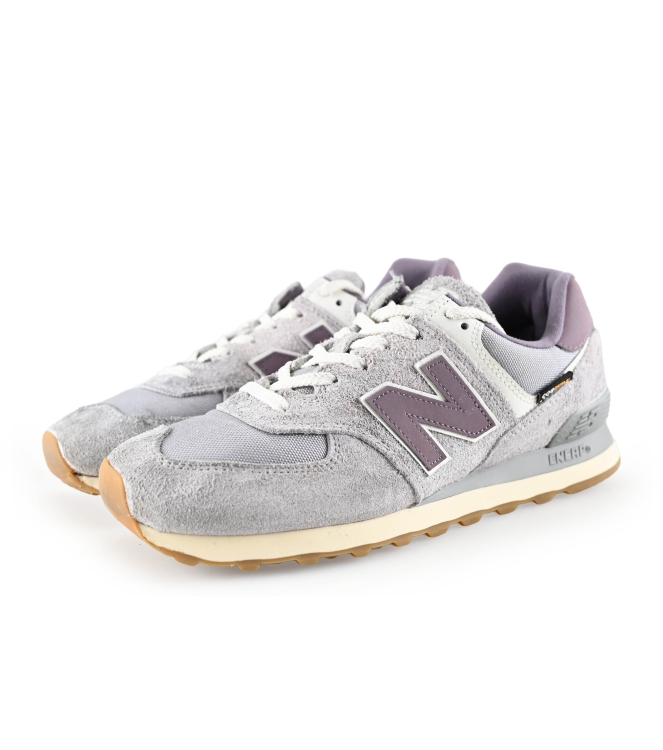New Balance Sneaker