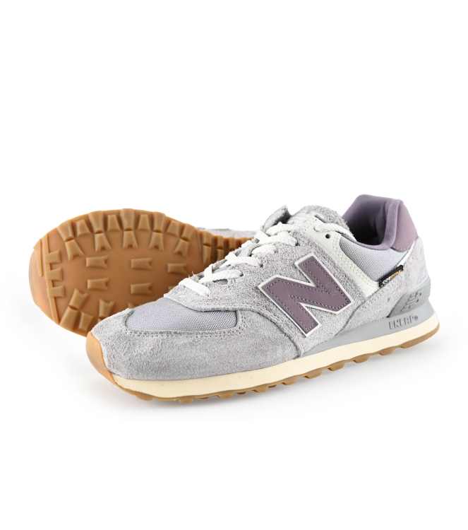 New Balance Sneaker