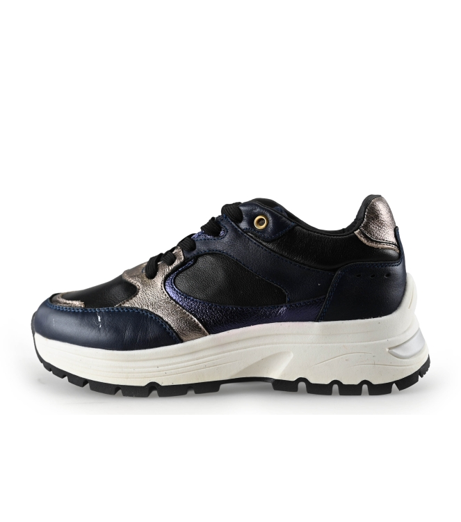 Manfield Sneaker