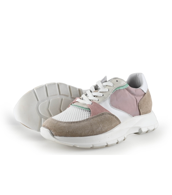 No Stress Sneaker