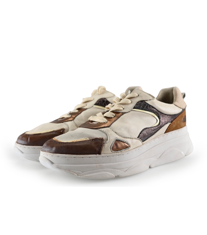Omoda Sneaker