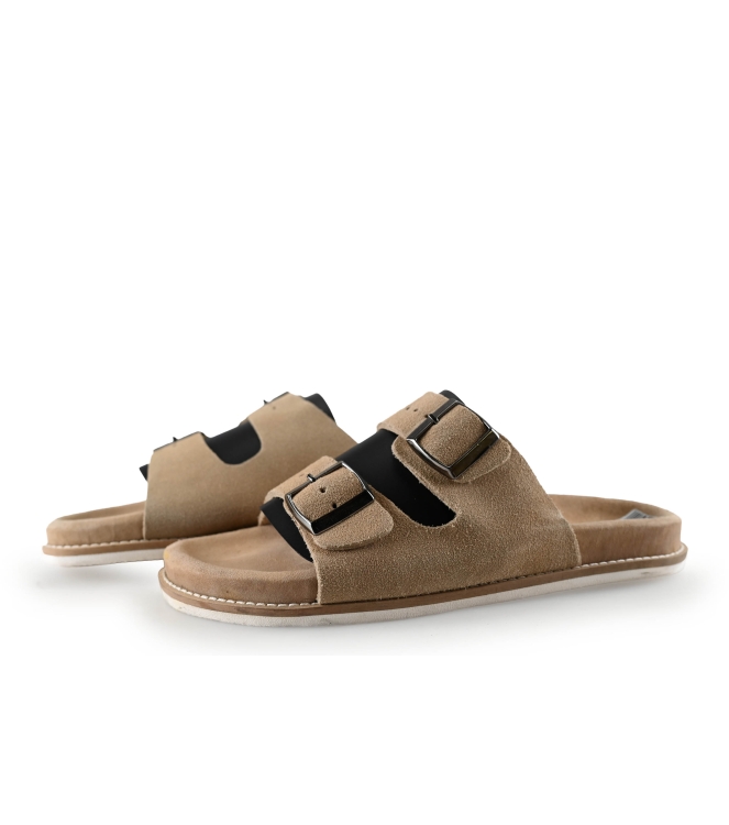 Manfield Flip-Flops