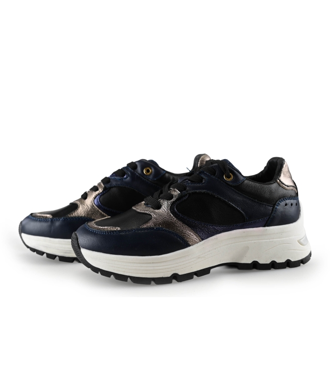 Manfield Sneaker