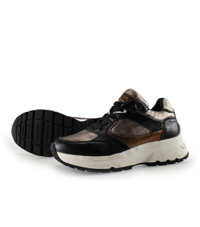 Manfield Sneaker