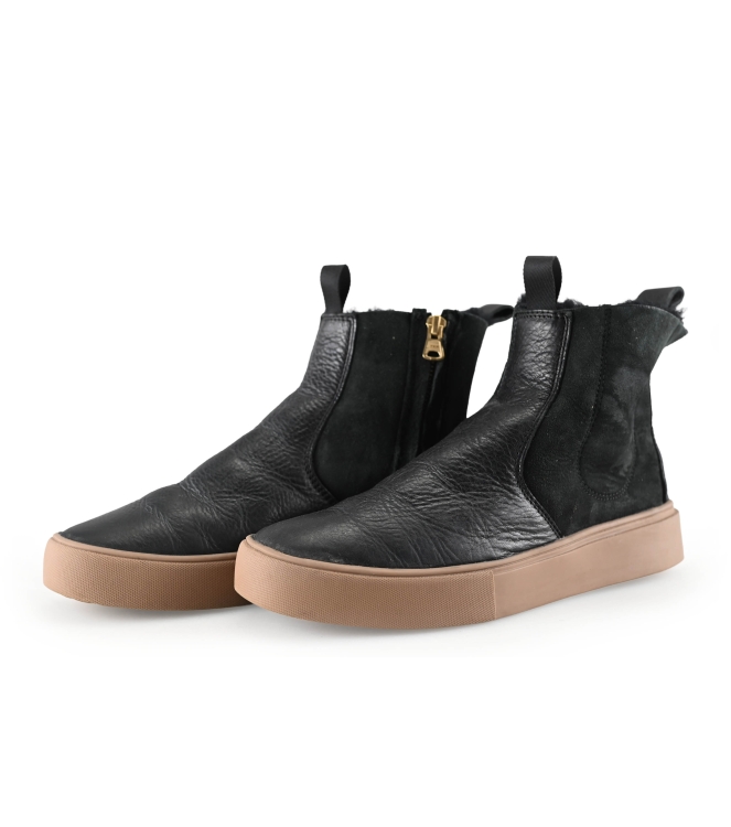 Blackstone Chelsea boots