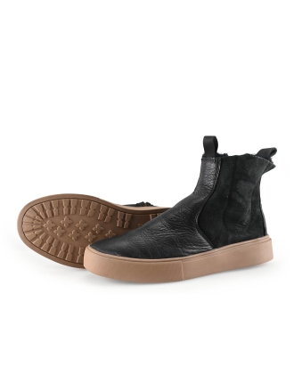 Blackstone Chelsea boots