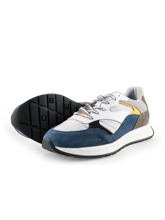 Vertice Sneaker