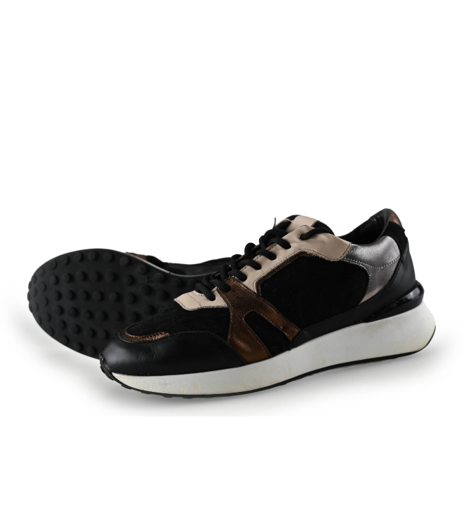 Manfield Sneaker