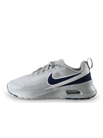 Nike Sneaker