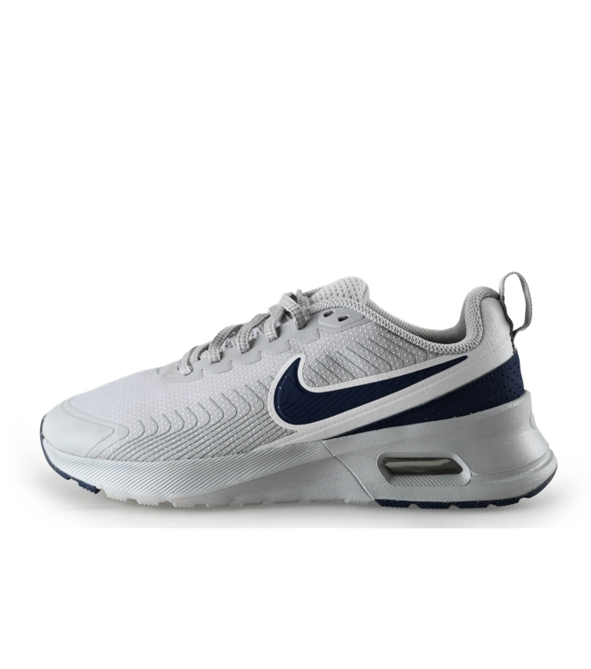 Nike Sneaker