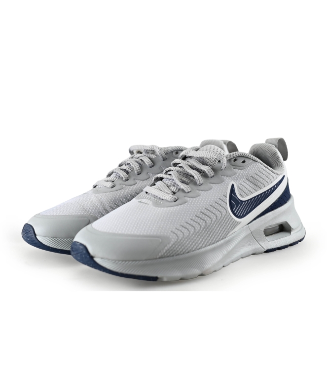 Nike Sneaker