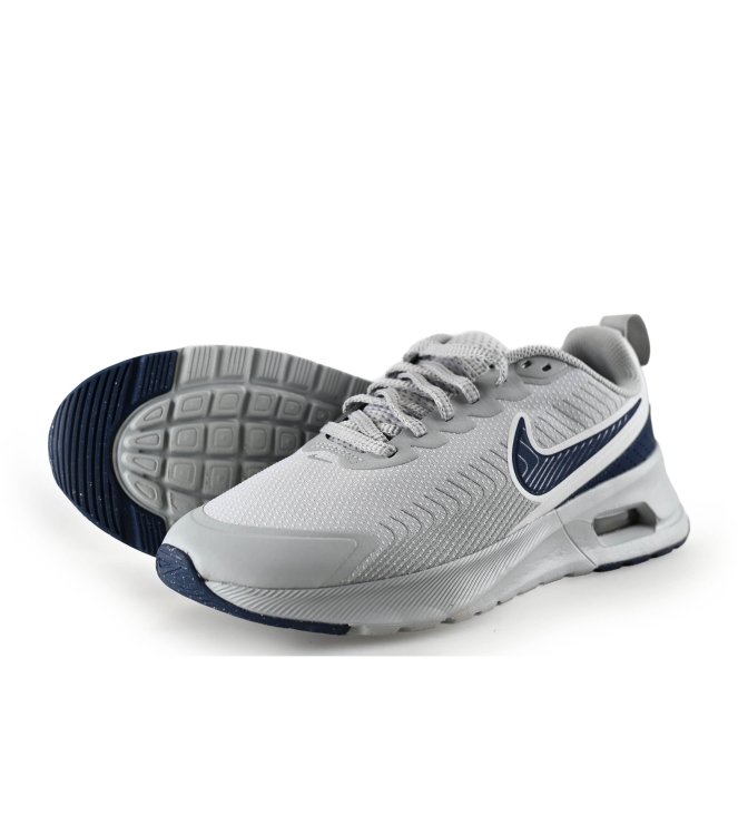 Nike Sneaker