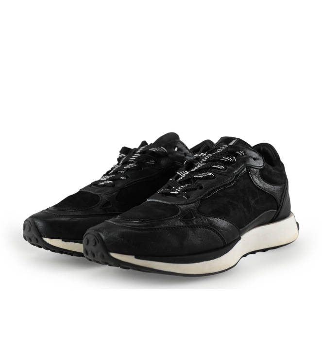 No Stress Sneaker