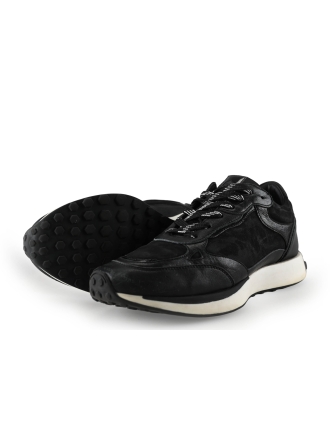 No Stress Sneaker