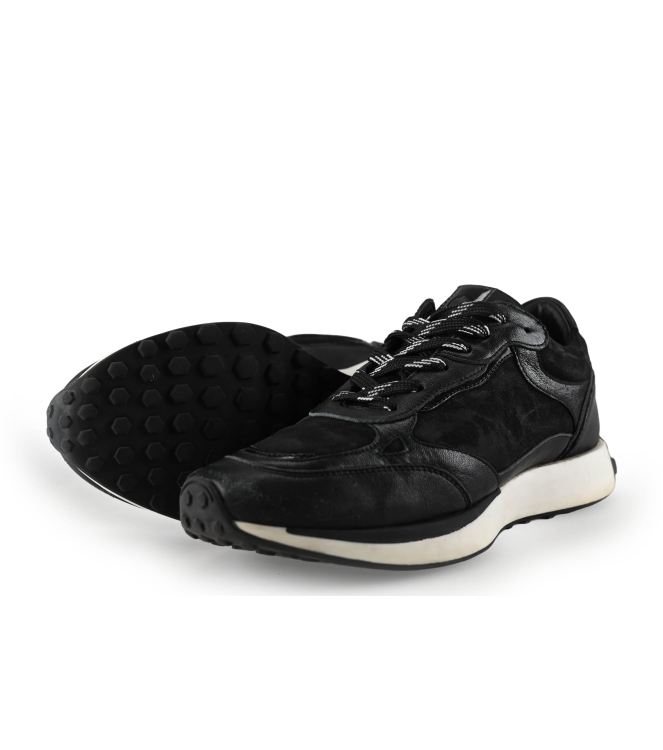 No Stress Sneaker