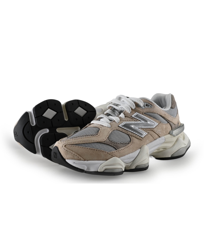 New Balance Sneaker