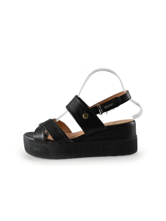 Mustang Sandalen Schwarz 290165