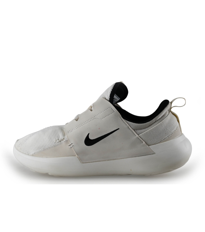 Nike Sneaker