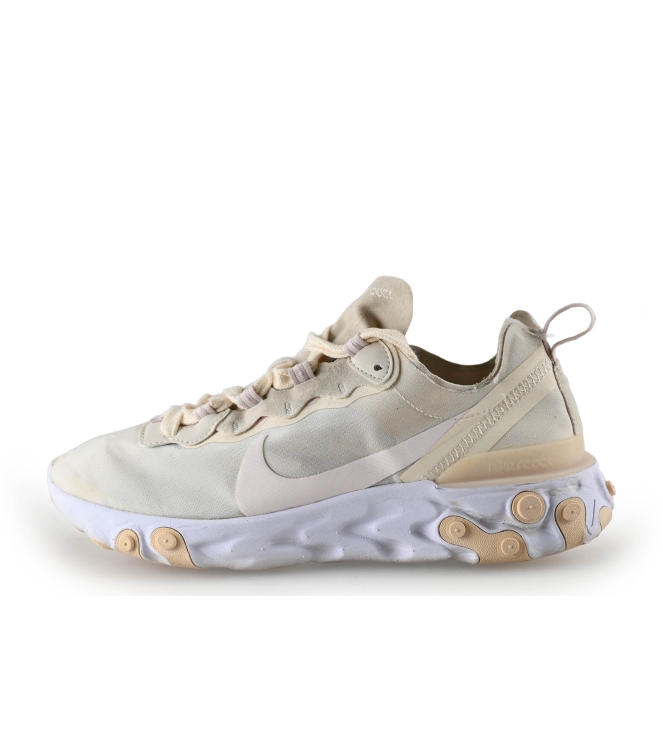 Nike Sneaker
