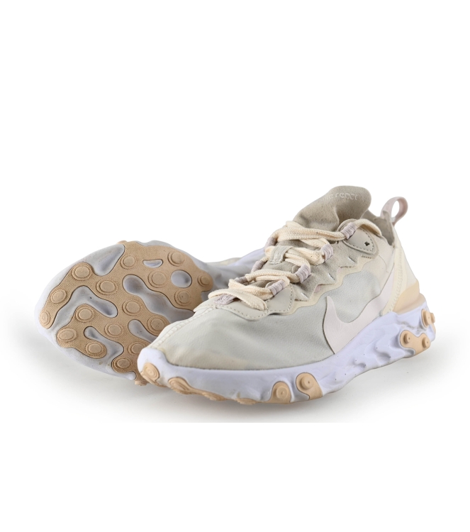 Nike Sneaker