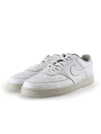 Nike Sneaker