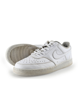 Nike Sneaker