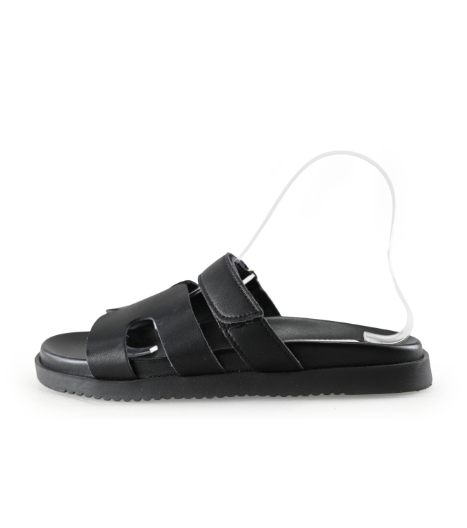 Steve Madden Flip-Flops