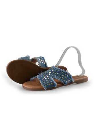 Ann Rocks Flip-Flops