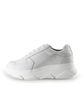 Bridge Footwear Sneaker